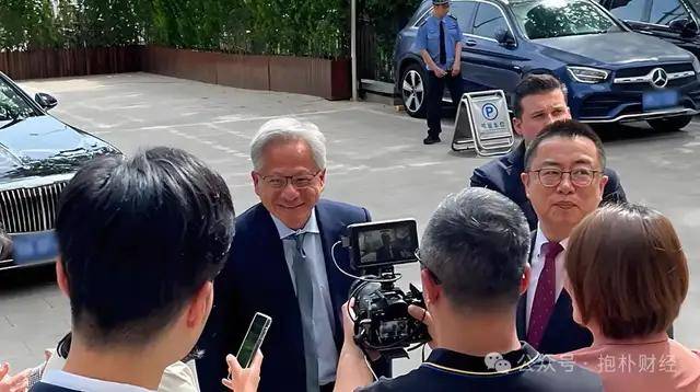 大连万达商管60亿元公司债情形替换为“已反馈”